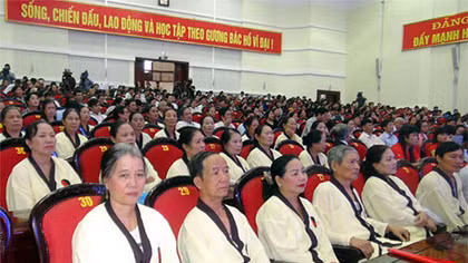 Chủ động nhiều giải pháp ứng phó với già hóa dân số