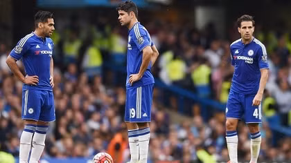 Chelsea thua sốc trong ngày 'đặc biệt' của Mourinho