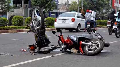 Công an quận Cầu Giấy tìm nhân chứng vụ TNGT