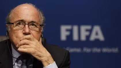 Tuyên bố mình vô tội, Chủ tịch FIFA vẫn xin lỗi đến... 8 lần