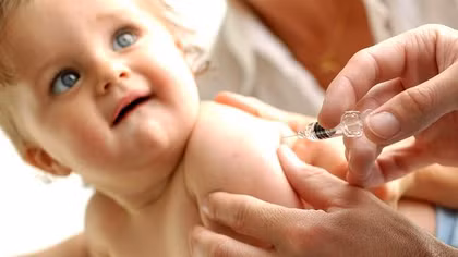 Chưa có bằng chứng liên quan đến vaccine
