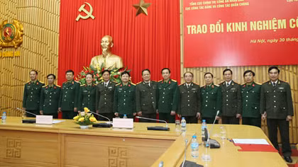 Trao đổi kinh nghiệm công tác đảm bảo ANCT, giữ gìn TTATXH