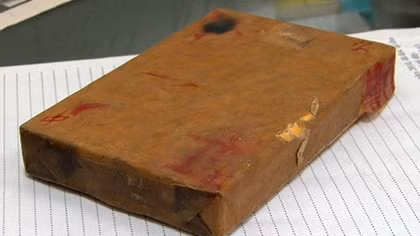 Bắt giữ đối tượng mua bán trái phép 1 bánh heroin