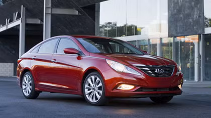 Huyndai triệu hồi gần 570.000 xe hơi