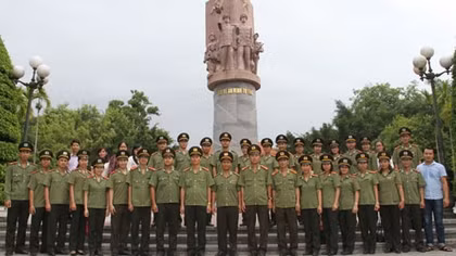 Viện Chiến lược và Khoa học Công an tổ chức "Hành quân về nguồn"