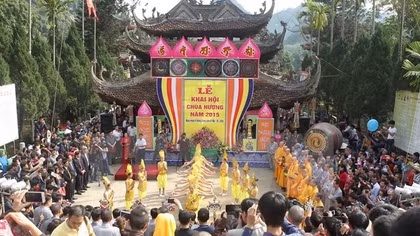 Chùa Hương cuối hội vẫn có ‘cò mồi’
