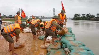 Chủ tịch nước đề nghị toàn dân chủ động ứng phó thiên tai