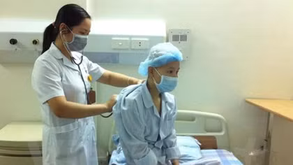 Lần đầu ghép thành công tế bào gốc từ máu dây rốn cộng đồng