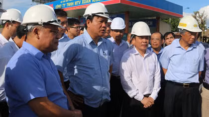 Cuối tháng 7 sẽ thảm nhựa xong Dự án mở rộng QL1 Cần Thơ – Phụng Hiệp