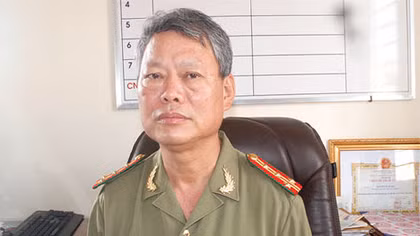 Người anh hùng gắn với buôn làng