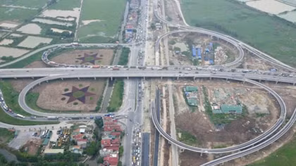 Nút giao cầu Thanh Trì - quốc lộ 5 phải hoàn thành trước ngày 30-12