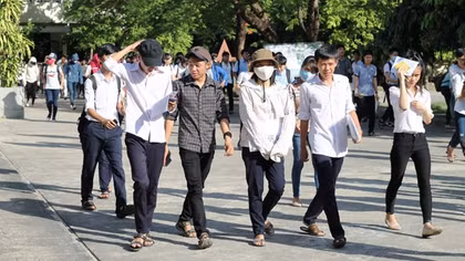 Thí sinh bị đình chỉ thi tăng cao