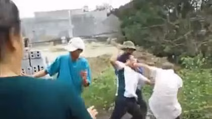 Tổ trưởng Tổ bảo vệ dân phố bị chém trọng thương khi làm nhiệm vụ