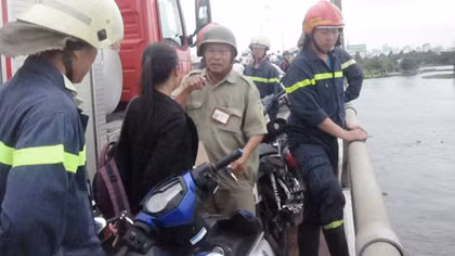 Ăn hết nửa hộp cơm, nam thanh niên nhảy cầu Bình Triệu