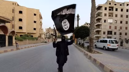 IS vươn vòi dầu mỏ đến Libya