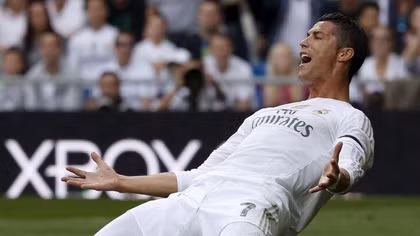 Real Madrid 3-0 Levante: Soán ngôi đầu La Liga