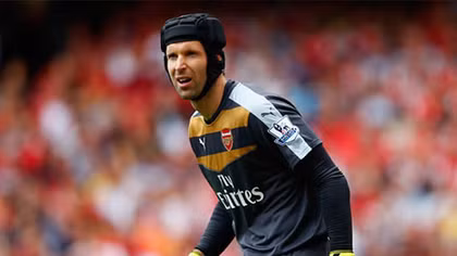 Kịch bản không tưởng của Cech & Nỗi ám ảnh của Wenger
