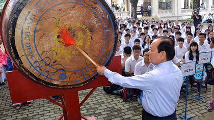 TP Hồ Chí Minh tưng bừng trong Lễ khai giảng