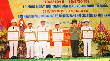 Hà Nam kỷ niệm 70 năm Ngày truyền thống CAND