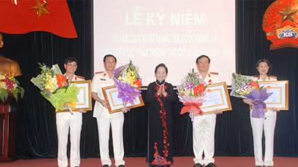 Trao tặng, truy tặng Huân chương Độc lập, Huân chương Lao động tại Viện KSNDTC