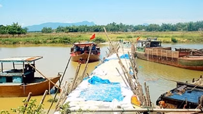Xây dựng lại đập ngăn mặn, giữ ngọt trên sông Vĩnh Điện