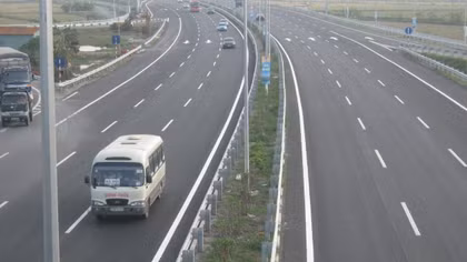 Từ ngày 23/5: Thu phí sử dụng đường bộ cao tốc Pháp Vân - Ninh Bình