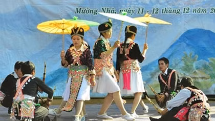 Đặc sắc ngày hội văn hóa dân tộc Mông ở Điện Biên