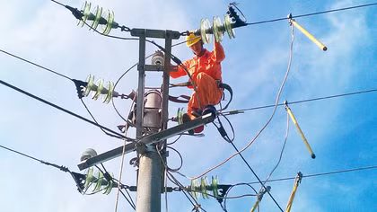 Hà Nội: Sự cố đường dây 22kV gây mất điện khu vực Quận Hai Bà Trưng