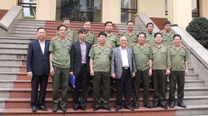 Phối hợp tổ chức kỷ niệm 10 năm ‘Ngày hội toàn dân bảo vệ ANTQ’