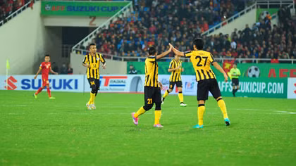 Thảm bại giống hệt lộ trình Tiger Cup năm 98 