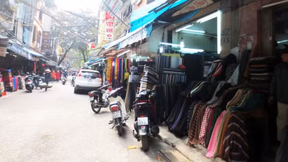 Nỗi lo hỏa hoạn nhìn từ các khu chợ tạm 