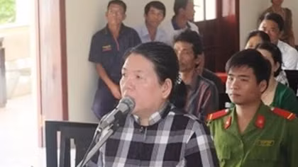 Chủ hụi lừa 952 người, lãnh 20 năm tù