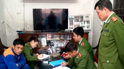 Chiết suất ga trái phép bị công an bắt quả tang 