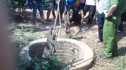 Phát hiện nam thanh niên chết cắm đầu dưới giếng