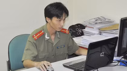 Người lính trong "ma trận" thông tin