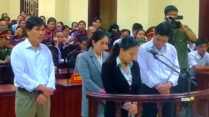 Phơi bày những sự thật đau đớn trước chốn pháp đình