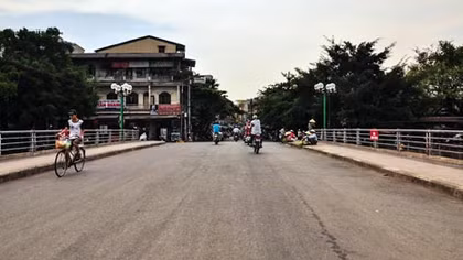 Bến Ngự một chiều xanh