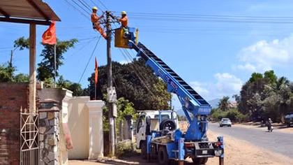 Giảm tai nạn giao thông, phòng ngừa tệ nạn từ mô hình “thắp sáng đèn đường”