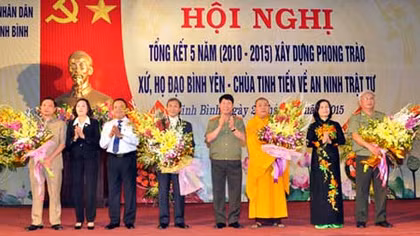 Phong trào “Xứ, họ đạo bình yên - chùa tinh tiến về an ninh trật tự”