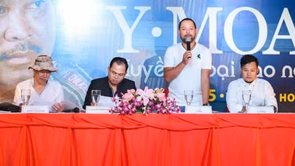 “Huyền thoại cao nguyên” – Đêm nhạc tưởng niệm 5 năm ngày mất của NSND Y Moan