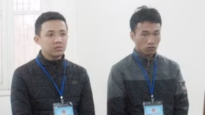 Lập khống hồ sơ mua hàng trả góp để chiếm đoạt