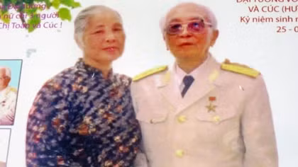 Bà chủ nhiệm hợp tác xã sản xuất mây tre lá được Đại tướng Võ Nguyên Giáp phong “tướng”