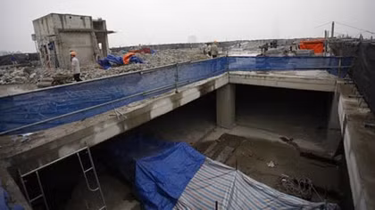 Hà Nội “cắt ngọn” tòa nhà 8B Lê Trực