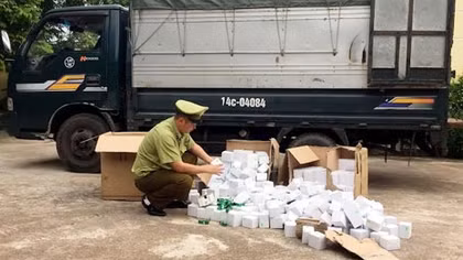 Thu giữ gần 6.000 thỏi son môi không rõ nguồn gốc 