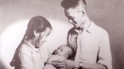 Nhà văn Vũ Tú Nam, siêu mẫu Hà Anh và "cõi vô cùng"...