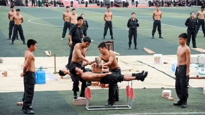 Rèn luyện sức khỏe để bảo vệ Tổ quốc và nhân dân