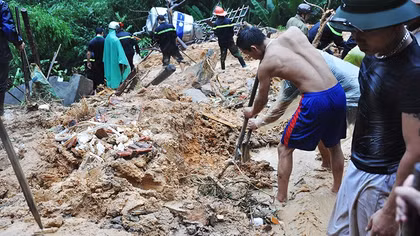 Đã tìm thấy 8/9 thi thể trong vụ sạt lở đất ở Hạ Long