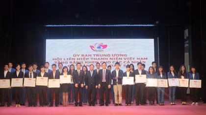 Gần 400 tình nguyện viên đã hoàn thành xuất sắc nhiệm vụ tại IPU-132