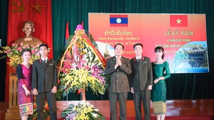 Tổ chức kỷ niệm Ngày Quốc khánh cho lưu học sinh Lào