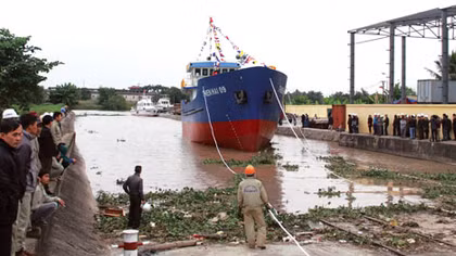 Niềm vui của những ngư dân sở hữu con tàu triệu đô